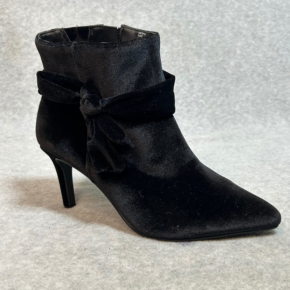 Torrid Black Velvet Bow Stiletto Ankle Boots Women's Size‎ 9.5 Wide WW